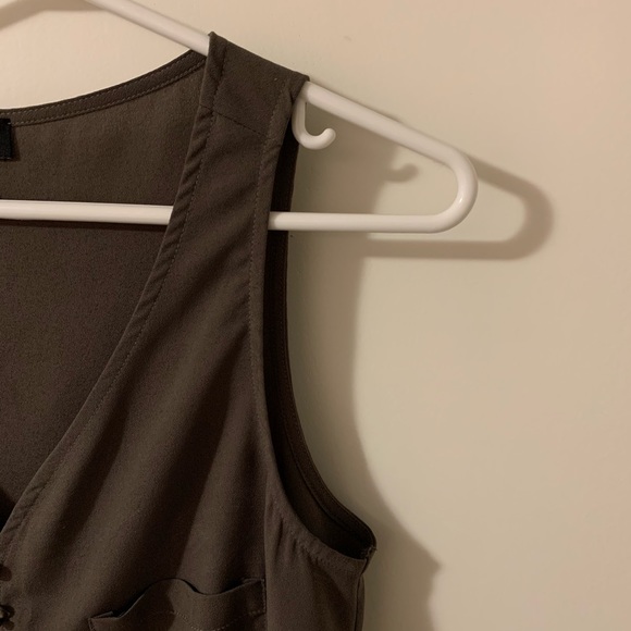 Le Chateau Green dress tank top - Picture 4 of 7